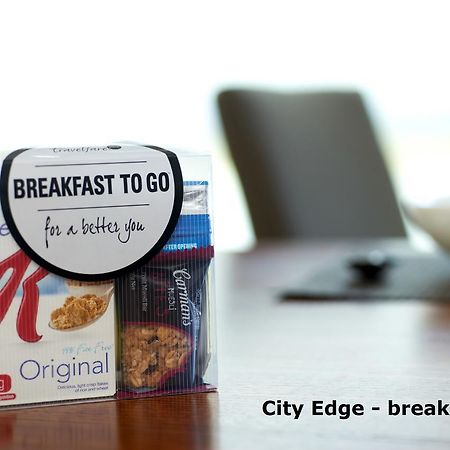 City Edge Dandenong Apartment Hotel Esterno foto