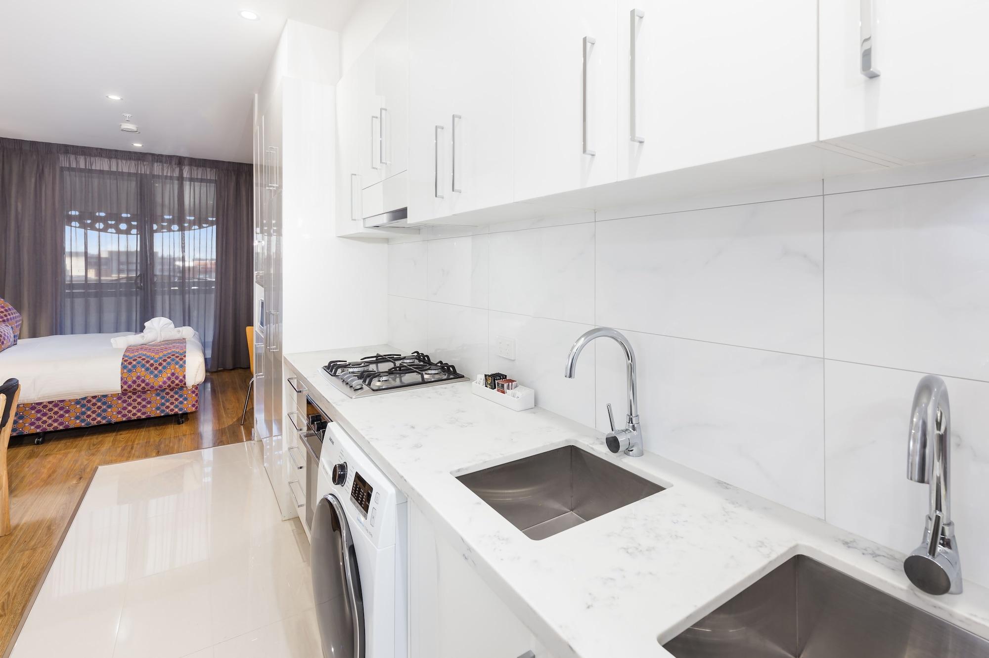 City Edge Dandenong Apartment Hotel Esterno foto