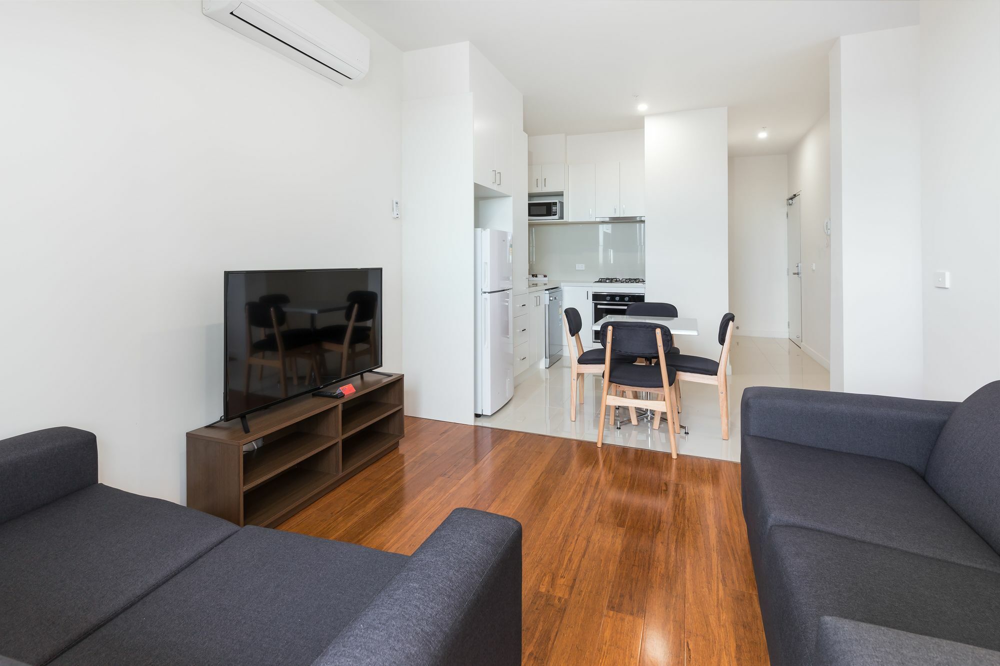City Edge Dandenong Apartment Hotel Esterno foto