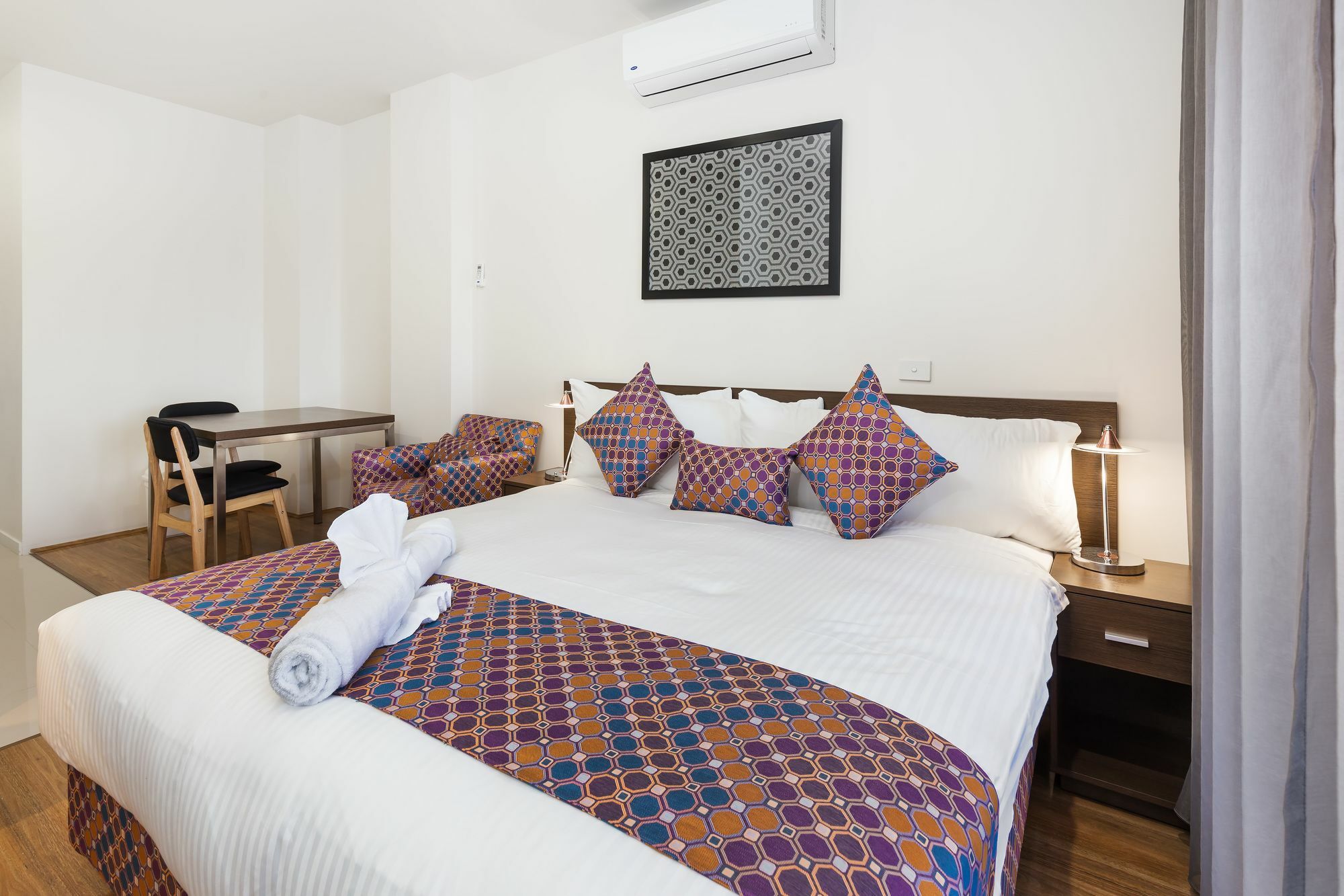 City Edge Dandenong Apartment Hotel Esterno foto