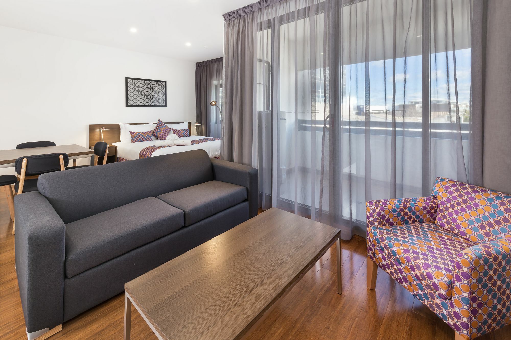 City Edge Dandenong Apartment Hotel Esterno foto